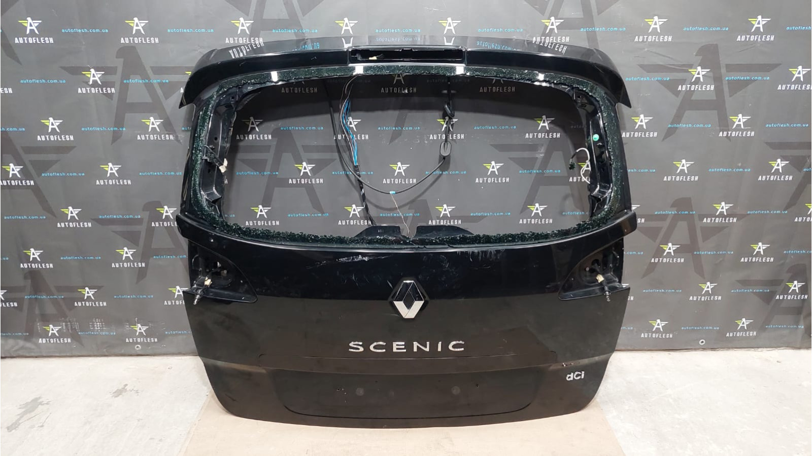 Крышка багажника, ляда 901001385R Renault Scenic 3 рено сценик бу Крышка багажника, ляда 901001385R Renault Scenic 3 рено сценик бу